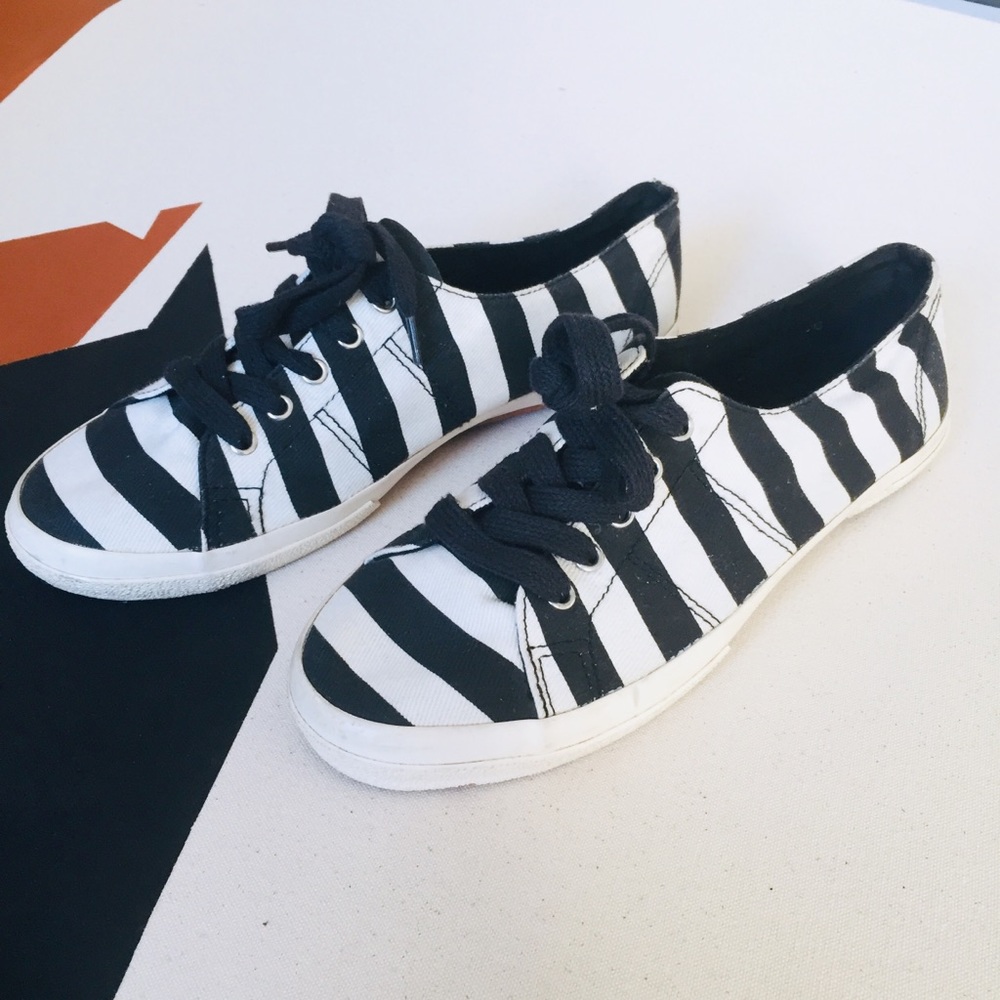 Zara Superga-style lace up black & white sneakers